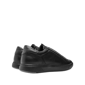 Ambitious Men’s Black Sneakers with Contrast Sole