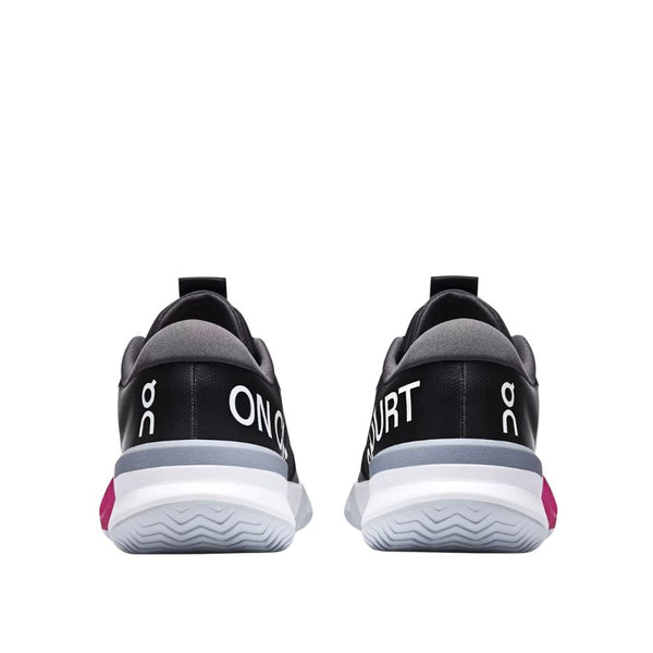 On THE ROGER Pro 3 Clay - Black | Pink