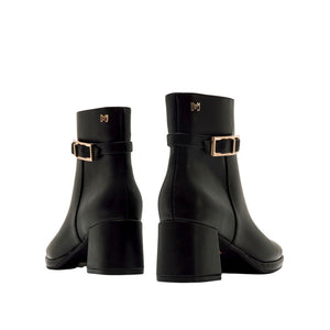 Mariamare Leather Ankle Boots With Buckle Detail - Black