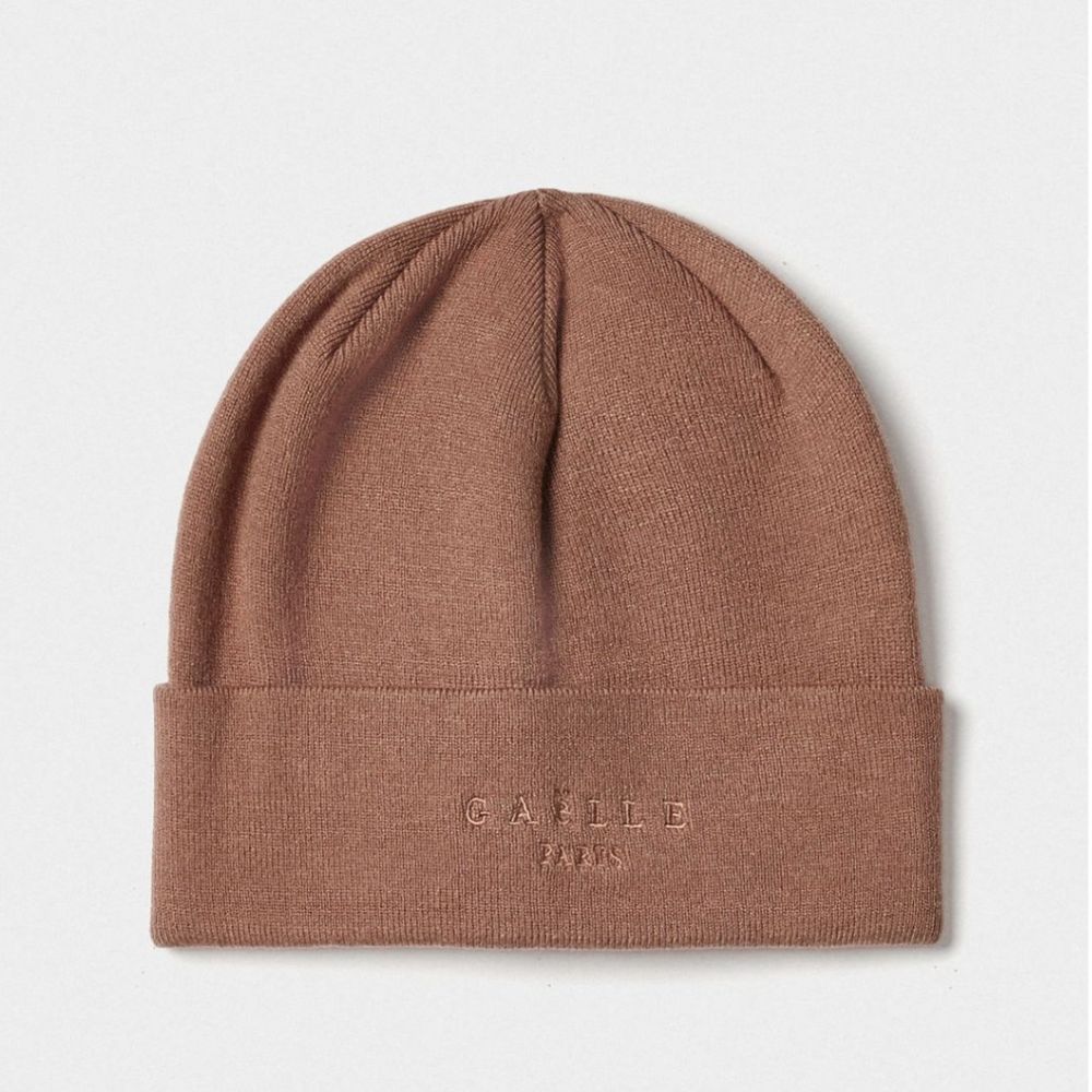 GAELLE PARIS WOMEN BEIGE KNIT BEANIE